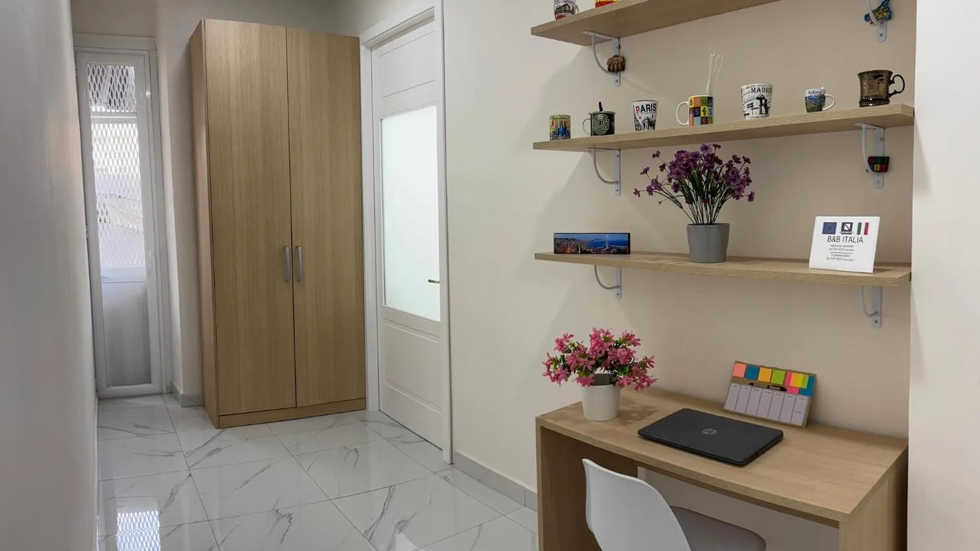 B&B Italia Ercolano