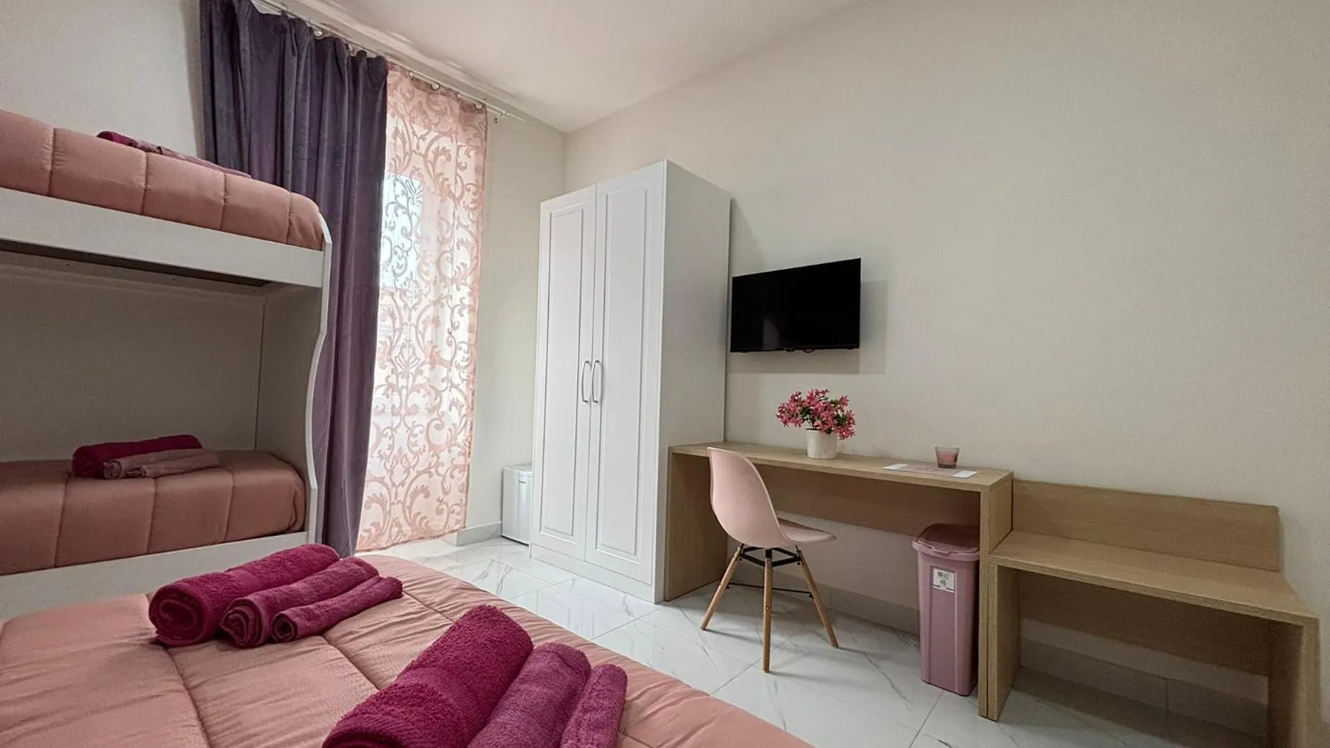 B&B Italia Ercolano 0*,  Italy