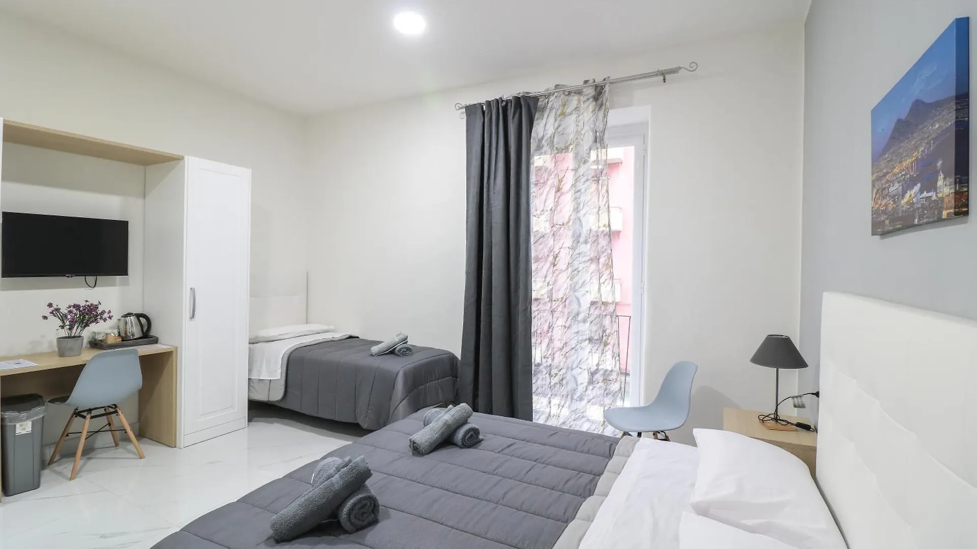 B&B Italia Ercolano 0*,