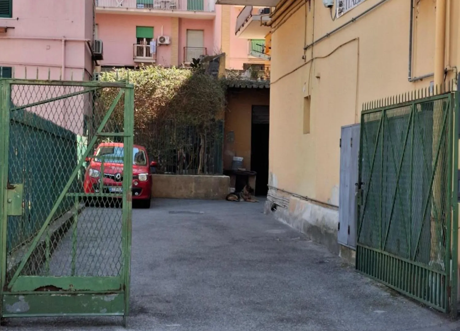 B&B Italia Эрколано 0*,